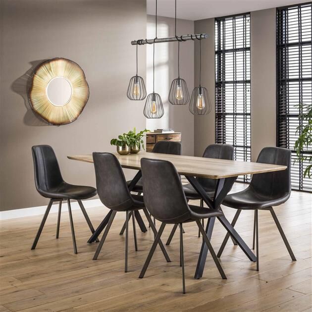 Eettafel Xander Eiken